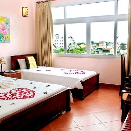 Holiday Diamond Hotel Hué Eksteriør billede