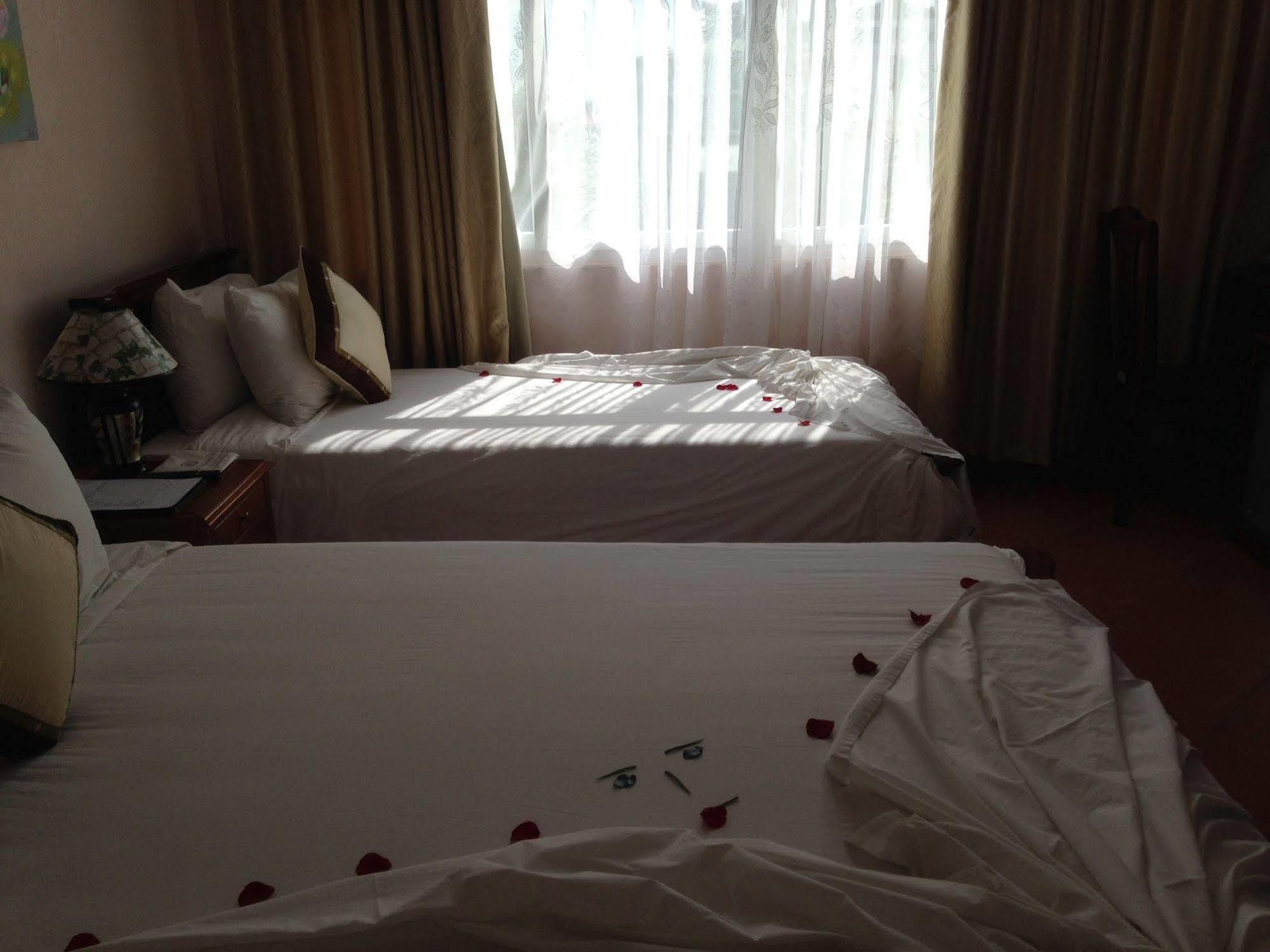 Holiday Diamond Hotel Hué Eksteriør billede