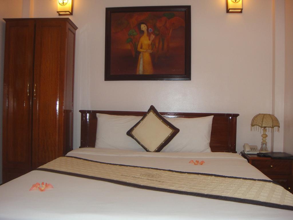 Holiday Diamond Hotel Hué Eksteriør billede