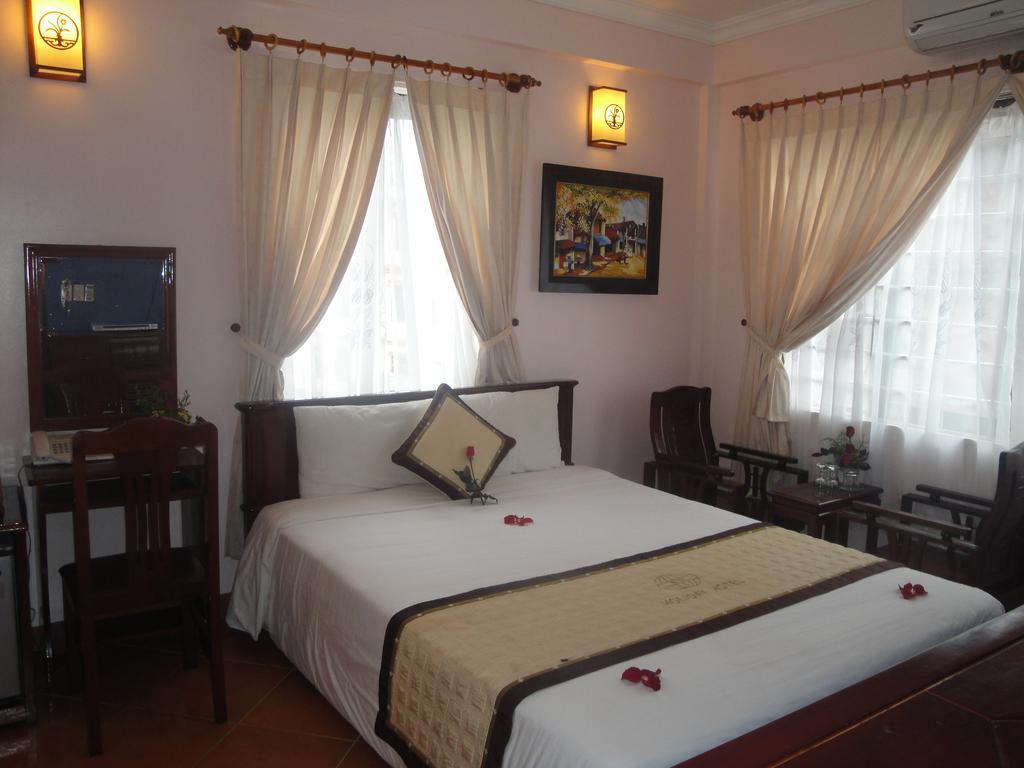 Holiday Diamond Hotel Hué Eksteriør billede